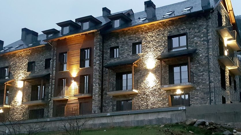 Edificio Luis Buñuel – Benasque