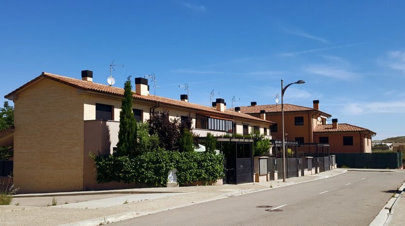 Residencial Los Tapiales, Leciñena (Zaragoza)