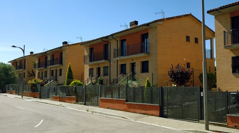 Residencial Los Tapiales, Leciñena (Zaragoza)