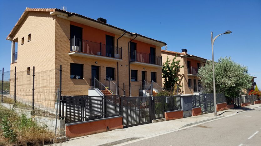 Residencial Los Tapiales, Leciñena (Zaragoza)