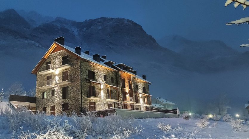 Edificio de viviendas Juan de Lanuza, Benasque (Huesca)