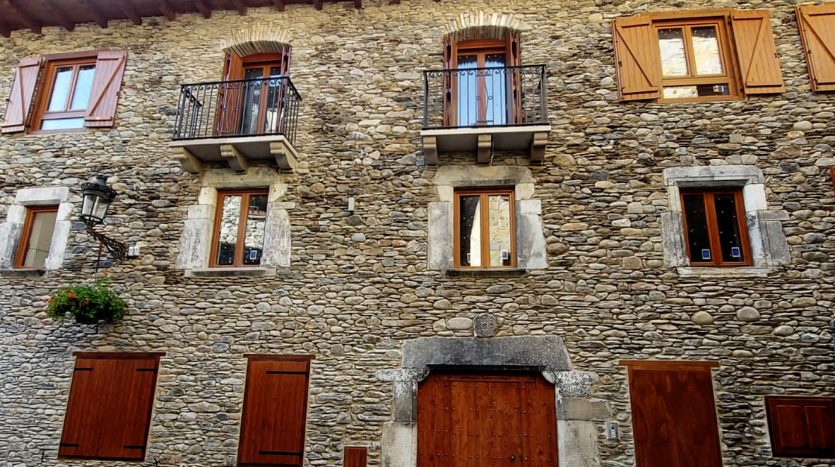 Edificio casa Brusau, Benasque (Huesca)
