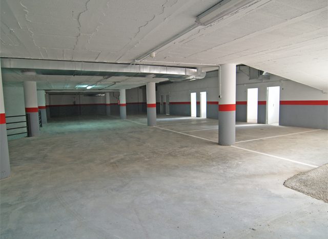 Edificio Golden Monte Perdido, Aínsa (Huesca)
